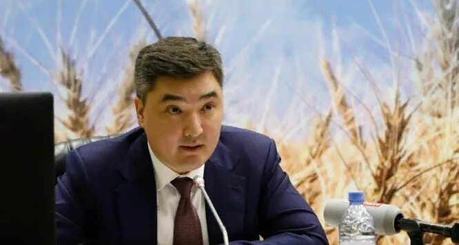 бектенов олжас абаевич. токаев и олжас бектенов. бектенов олжас абаевич. фото олжас бектенов молодости. олжас бектенов.