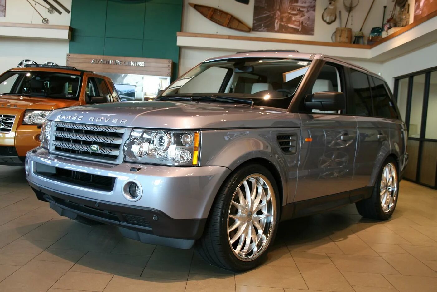 Range rover sport 2008 год. Рендж Ровер 2008. Range Rover 2008. Рендж Ровер спорт 2008. Ленд Ровер Рендж Ровер 2008.