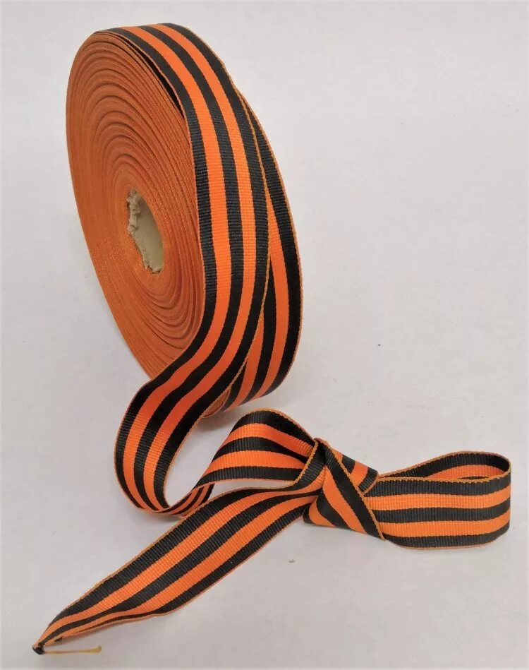 георгиевская лента маленькая. георгиевская лента петелькой. георгиевская лента цветная. Zа георгиевская лента. расцветка георгиевской ленты.