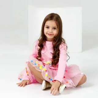 Girl 7 y o