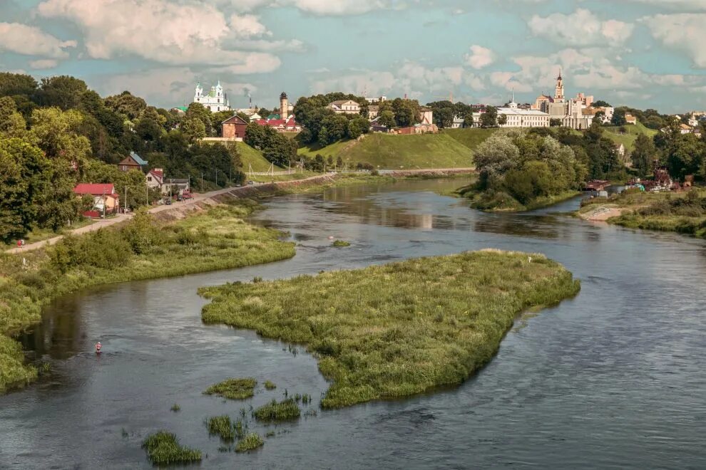 Какие реки в белоруссии. Гродно река Неман. Река Неман в Белоруссии. Неман Калининград река. Река Неман в Калининградской области.