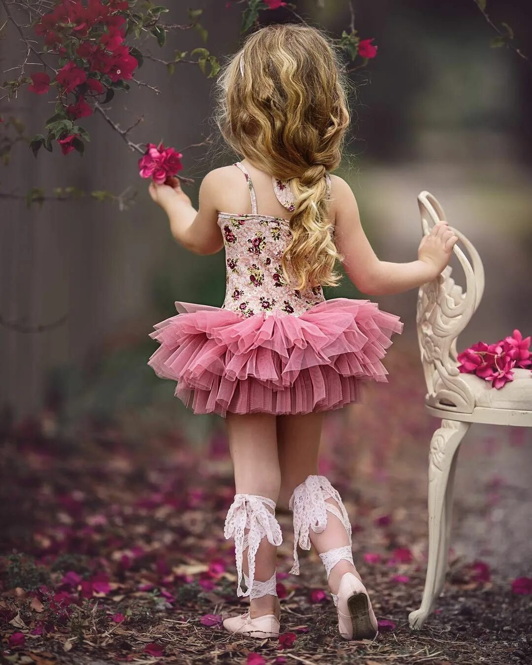 Платье для маленькой модницы своими руками. Красивые платья для девочек. Летняя одежда для девочек. Дизайнерские платья для девочек. Платье для девочки.