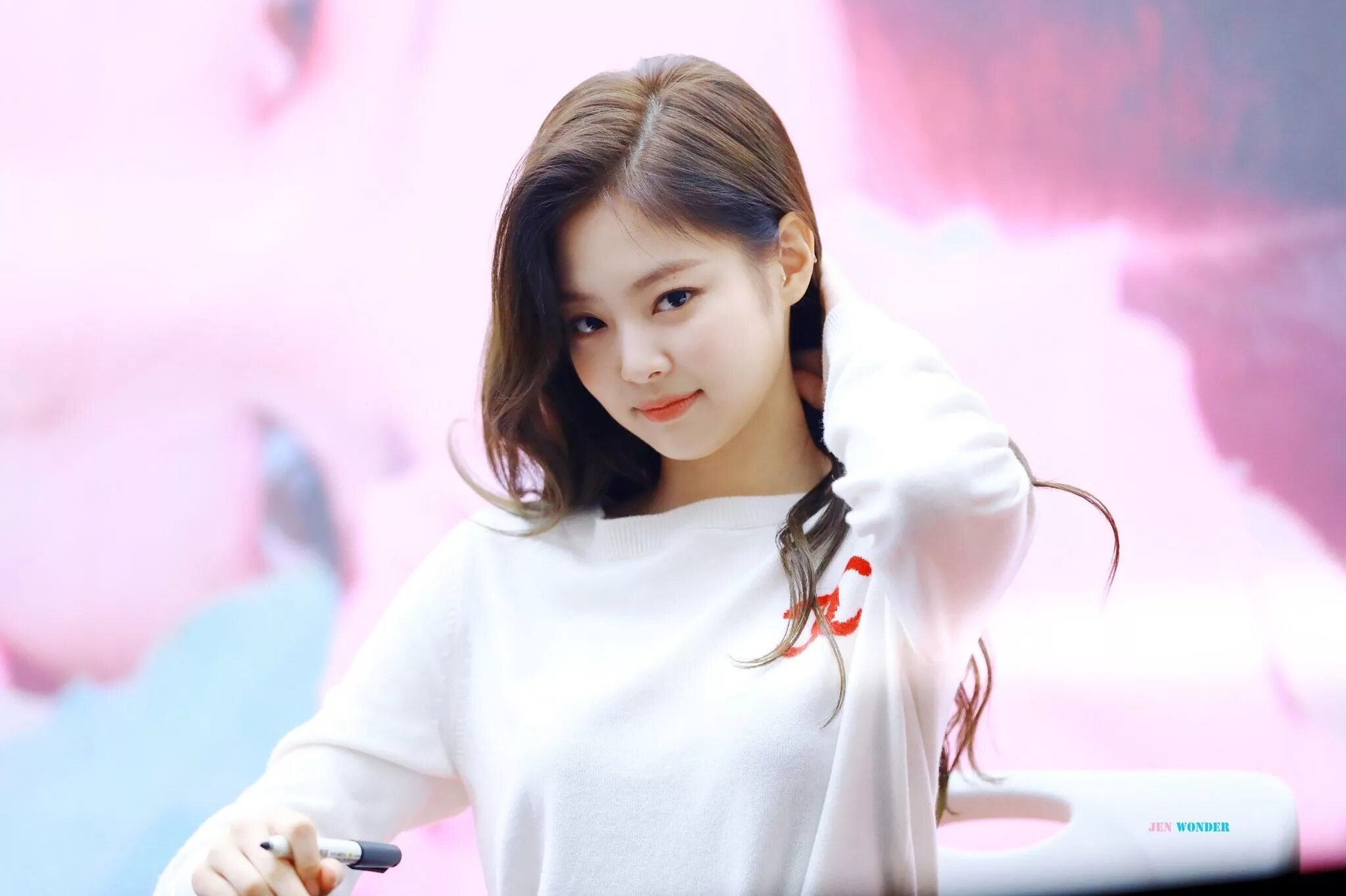 Дженни jenny. Дженни блэк пинк. blackpink jennie фансайн.