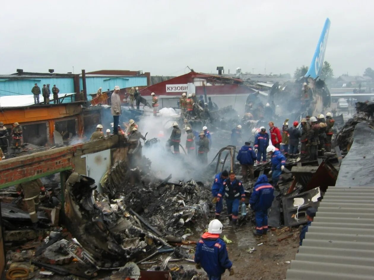 25 июля 2006 год. Час пик в мумбаи. Теракт в мумбаи 11 июля 2006. Аэробус а 310 катастрофа иркутск. 25 июля 2006 год.