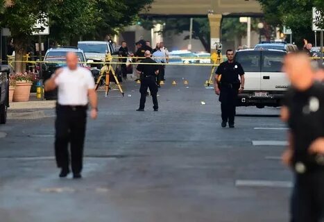 Стрельба в общественном месте