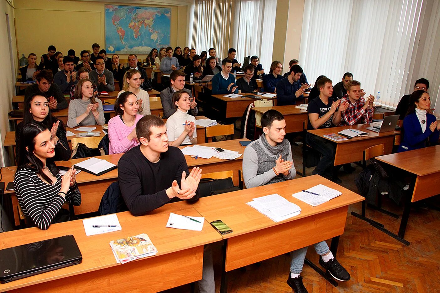 В. Мгу факультет международных. Фмп мгу. Мировая политика факультет мгу. Факультет мировой политики мгу корпус.