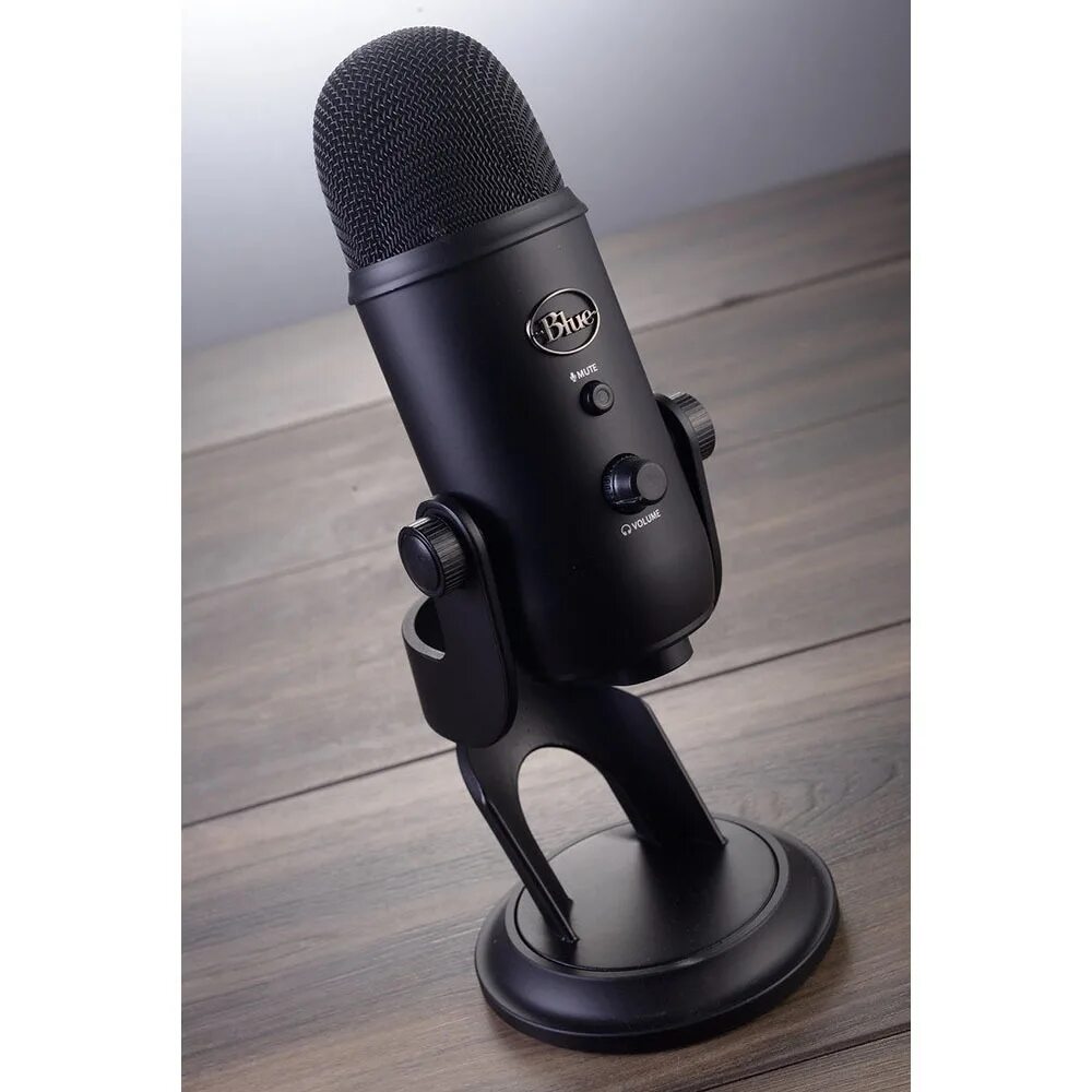 Blue yeti blackout. Usb-микрофон logitech blue yeti. Blackout микрофон. Конденсаторный микрофон blue yeti. Студийный микрофон blue spark sl.