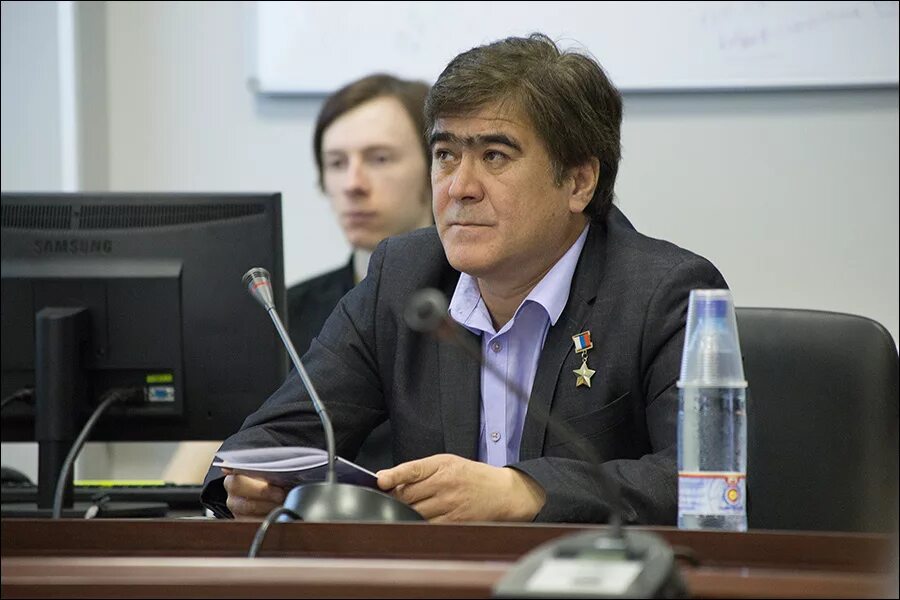 Р г шарипов. Шарипов г. Р г шарипов. Цику адам дзепшевич. Шарипов шамиль гусманович.