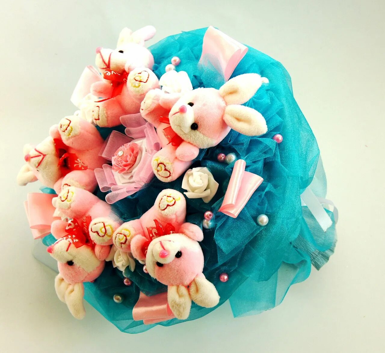 Букет из игрушек для девочки. Букет из игрушек. Букет из игрушек для девочки. Букет из игрушек. Букет из мягких игрушек.