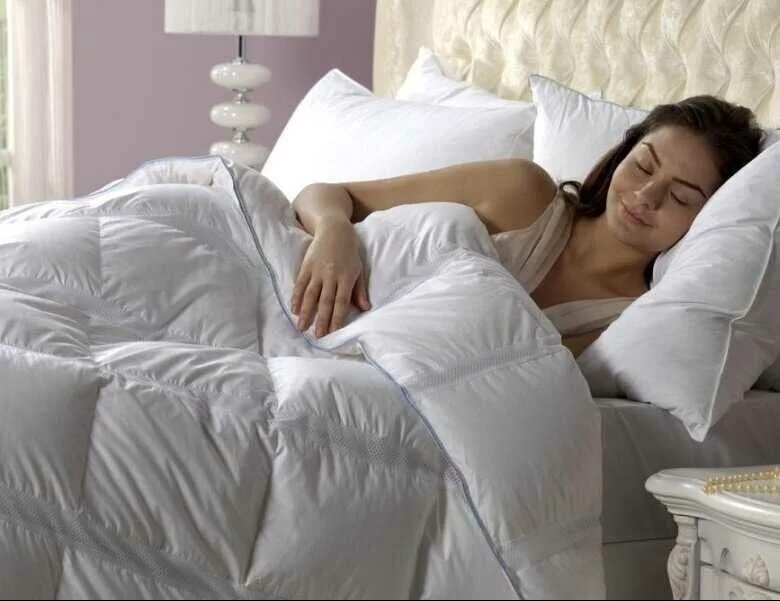 Что значит одеяло во сне. Накрывает одеялом. Что значит одеяло во сне. Утяжеленное одеяло 220 240. Про сон.