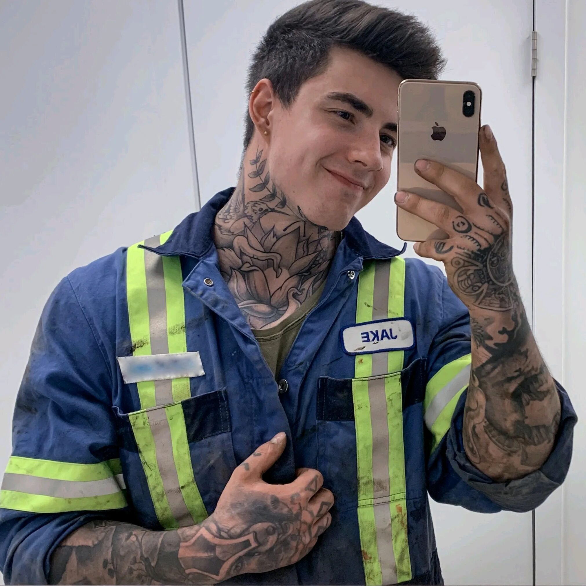 Jake andrich. Онлифанс джейк андрич. Jake andrich блоггер. Jake jakipz рост. Jake andrich.