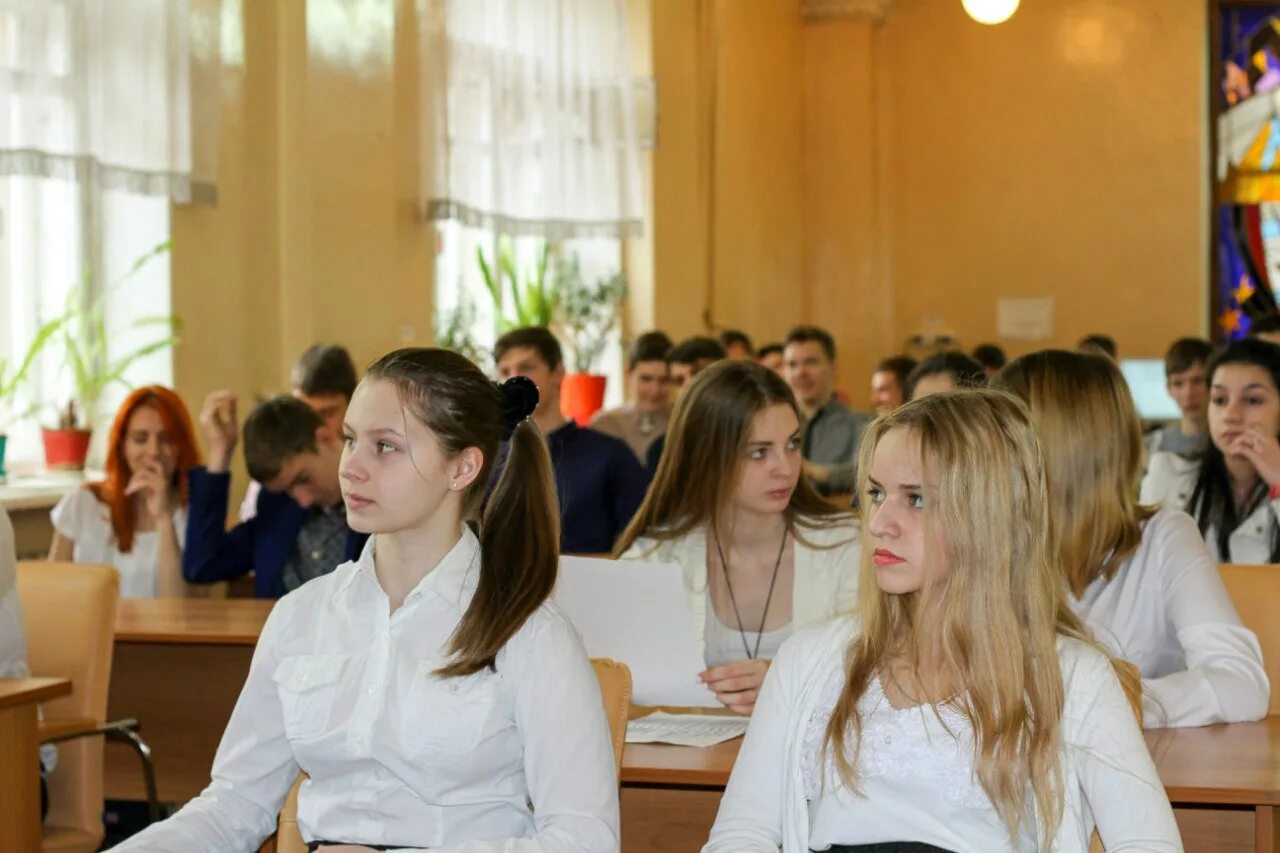 Самарский техникум дизайна. Сгкстд самара. самарский государственный колледж сервисных технологий и дизайна. самарский государственный колледж 3 корпус. сгэу колледж.