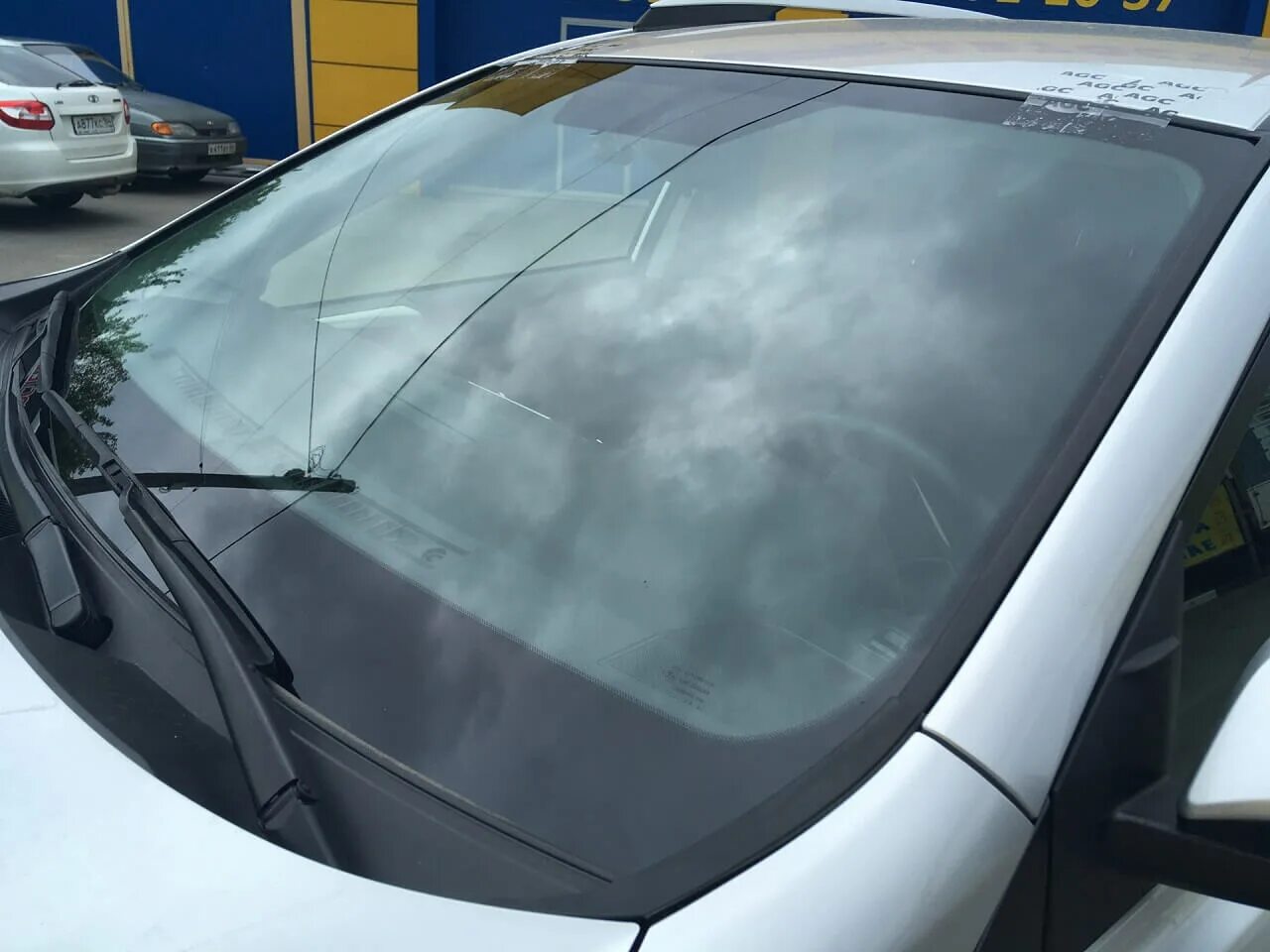 замена лобового рав 4. ветровое стекло тойота рав 4 2015. тойота рав 4 лобовое стекло. замена лобового рав 4. геометрия лобового стекла vitz.