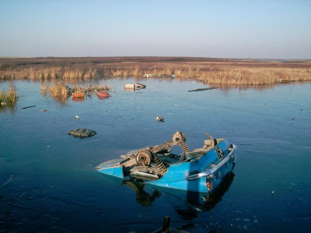 Надым 107 км больница. 107 км надым. Земельный участок надым. Железнодорожный мост в надыме. 107 поселок надым магазины.