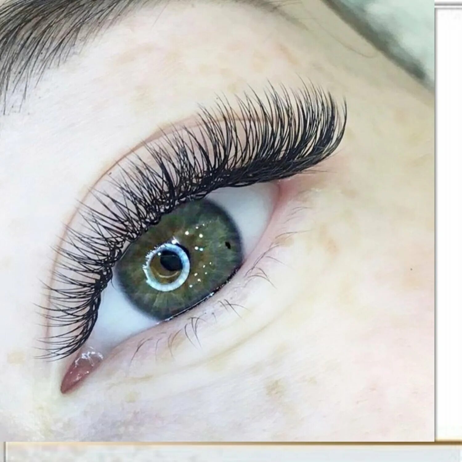 Наращивание ресниц 1д эффект. Наращивание ресниц 1д эффект. Наращивание ресниц 1д классика. Нарощенные ресницы 1д. Короткие нарощенные ресницы.