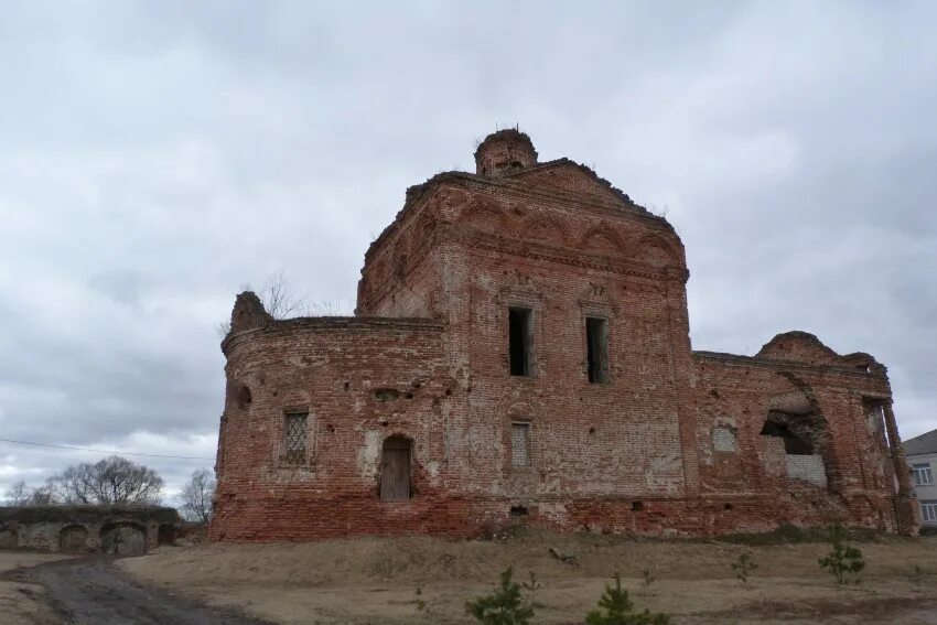 Погода севск брянской обл. Севский Спасо-Преображенский монастырь Севск. Севский Спасо-Преображенский монастырь Брянская область. Спасо Преображенский монастырь Севск Брянская область. Храм в Косицы Севский район Брянской области.