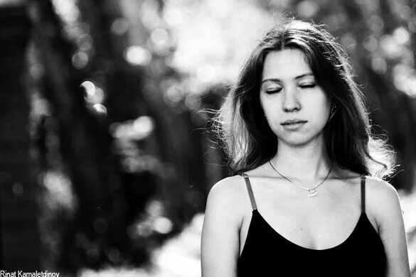 Девушка маша 3. Маша девушка. Маша георгий чернядьев. Скромная девушка. Модели машут.