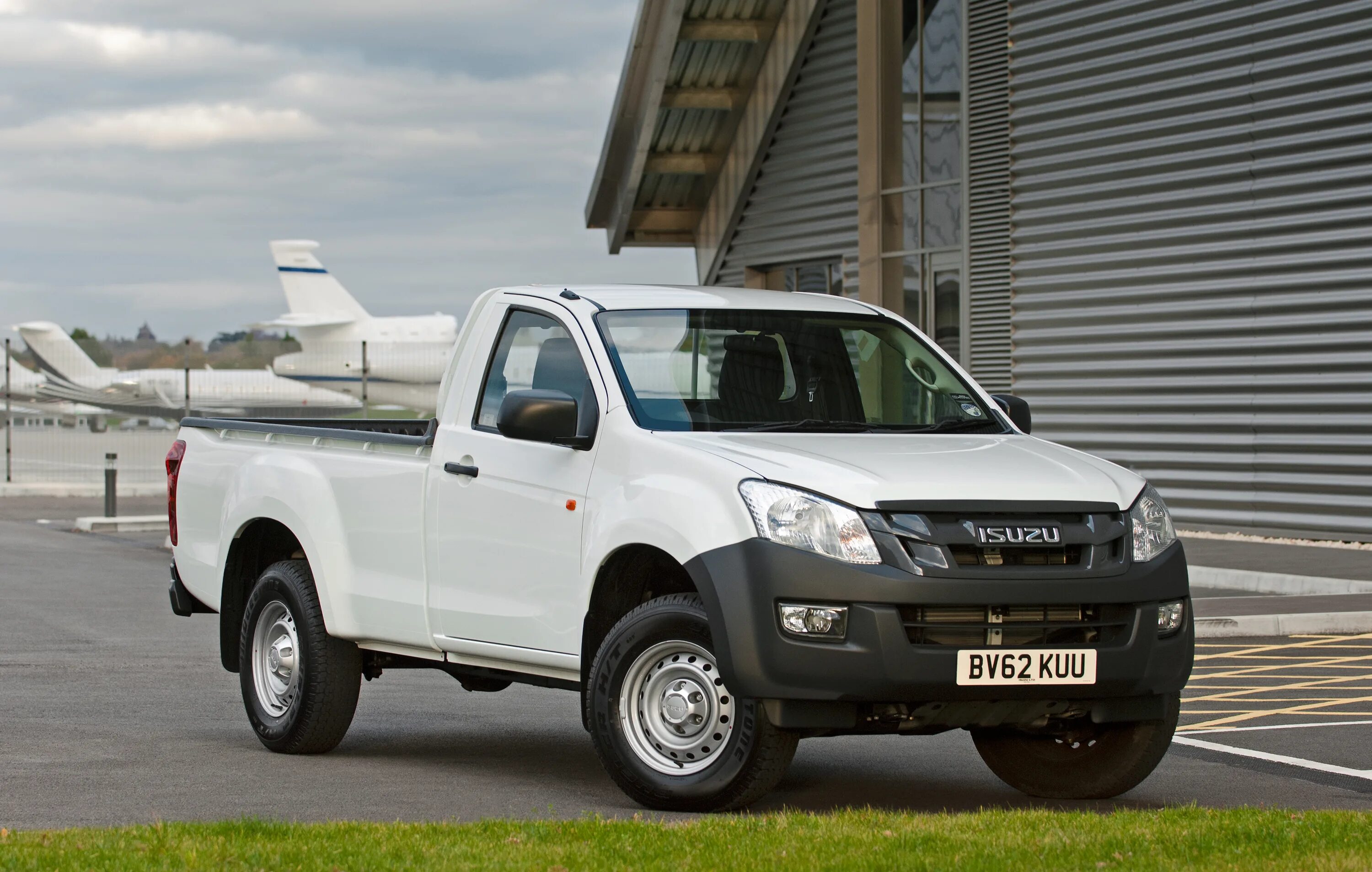 Купить пикап в свердловской области. Isuzu d-Max 2012. Isuzu d-Max Single Cab. Isuzu d-Max II. Isuzu d-Max 2013.