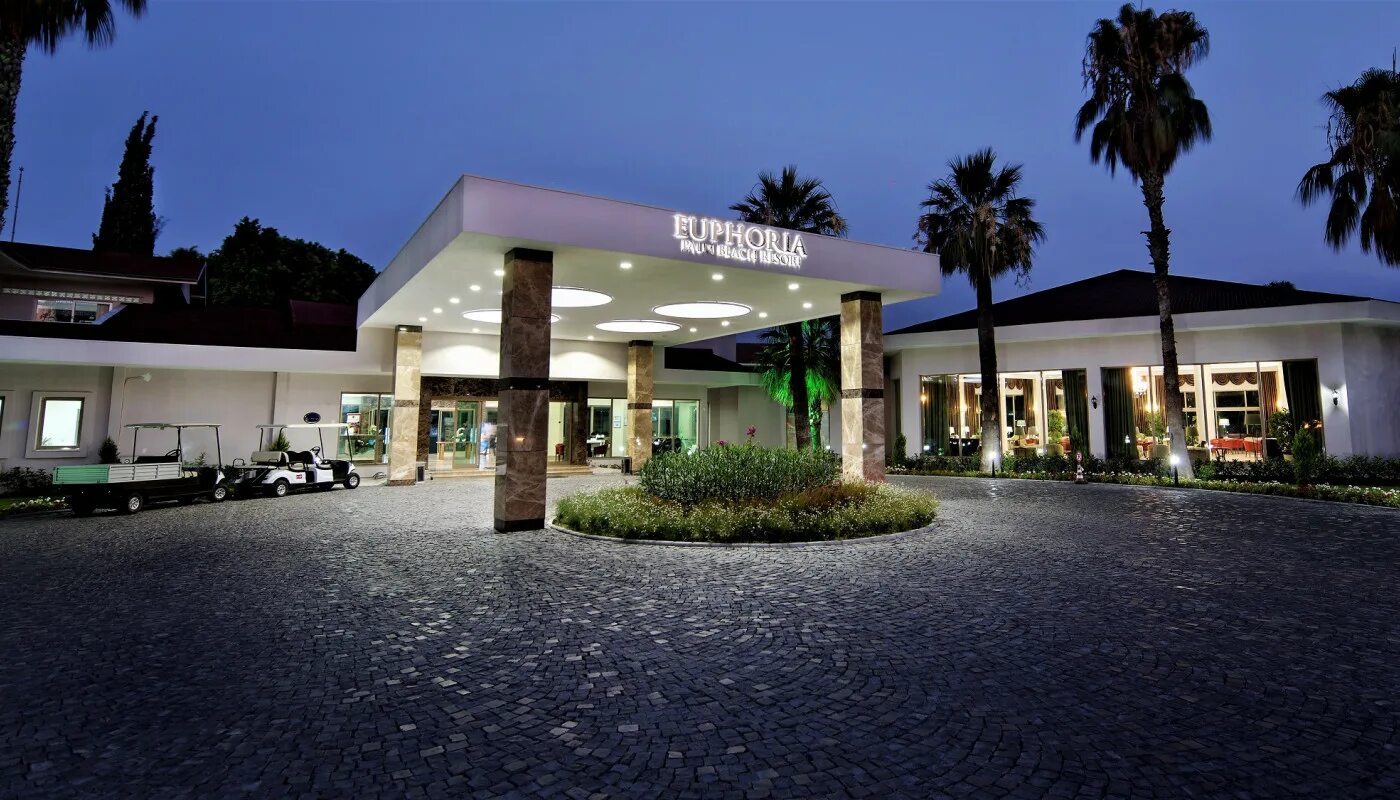 Euphoria palm resort 5