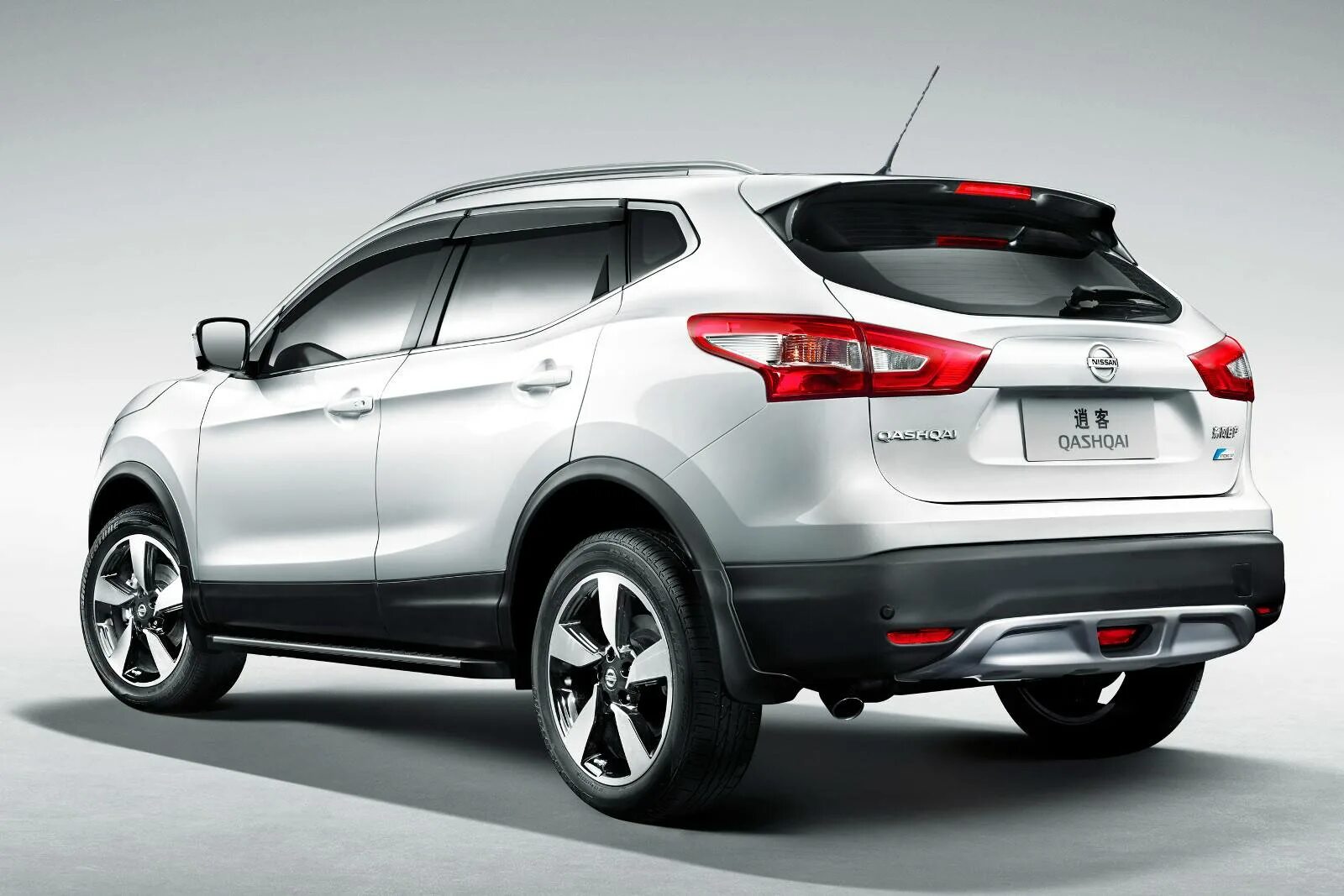 Nissan Qashqai (1G) 2.0 бензиновый 2007 Серый кот на DRIVE2