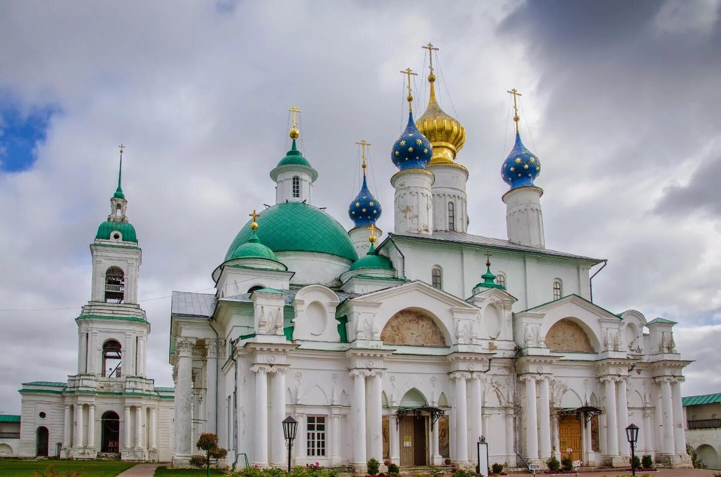 ростов великий спасо-яковлевский монастырь. спасо-яковлевский монастырь. спас яковленский монастырь в ростове великом. спасо-яковлевский димитриев монастырь в ростове великом. спасо ярославский монастырь ростов.
