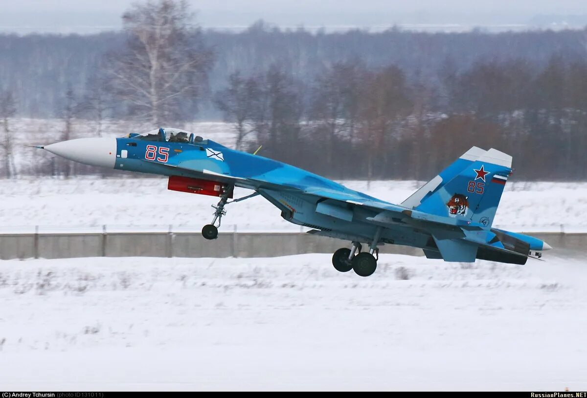 Истребитель су 33. Самолет Су-33. Су-33 борт 80. Су-33 палубный истребитель. Истребитель Су-33 Су-27к.