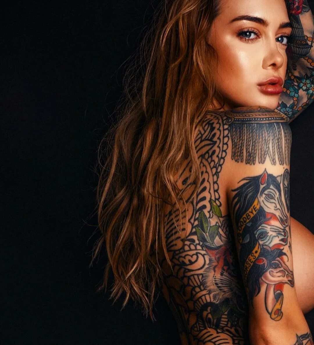 Паула Левина Tattoo model. Юлия Аверкова тату модель. Selina SEMC. Лаура Альварес тату модель. Тата девушка