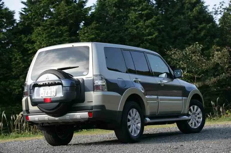 Полный привод паджеро 4. Mitsubishi Pajero exceed. Mitsubishi Pajero super exceed '91. Mitsubishi Pajero 2 super exceed. Митсубиси Паджеро Лонг.