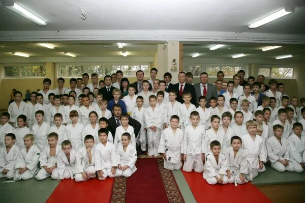 Дзюдо мужество. Болдырев александр самара дзюдо. Мужество самара. Мужество самара. Омон в школе.