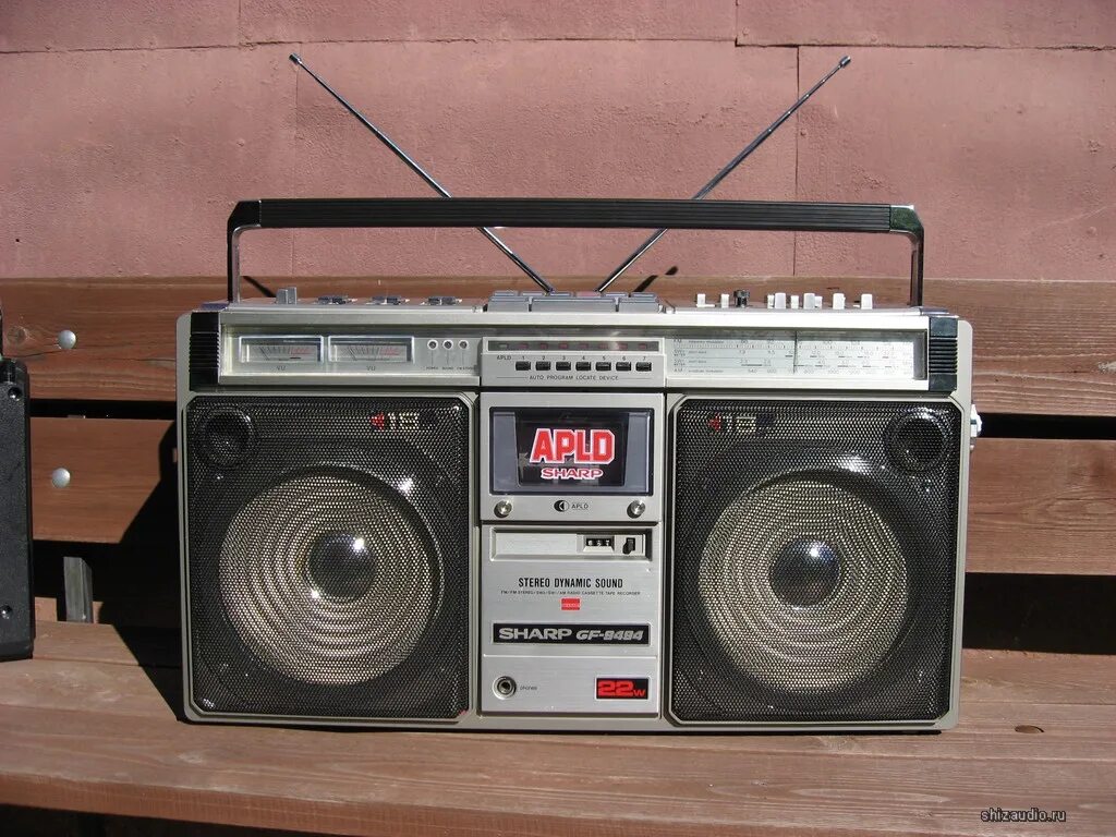 Sharp aquos 50. Sharp gf-9500. Магнитола sharp gf 9494. Sharp gf-9500. Магнитофон красный шарп на qt77.