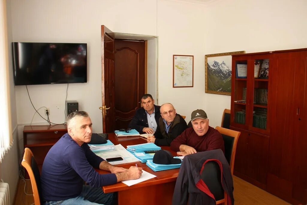 Гаджи султанов. Министр экономики рд султанов. Ахвахский район дагестан. Мфц гау рд. Гау рд дирекция инфраструктурных программ.