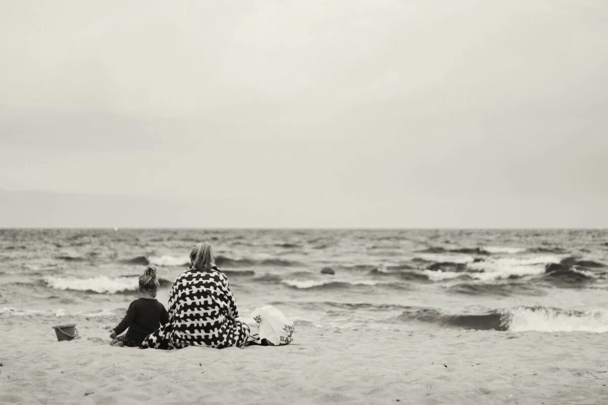 Why it is Important in Relationships to say "I’m Sorry" - Miles Meason Psycholog