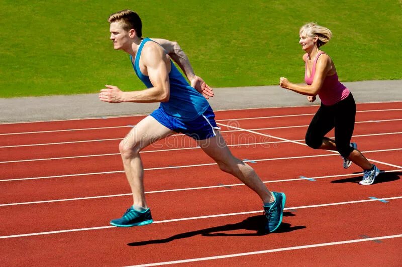 Спортсмен бежит с постоянной скоростью. Спортсмен бежит. бегущие спортсмены по дорожке. спортсмен бежит по беговой дорожке. подросток спортсмен.