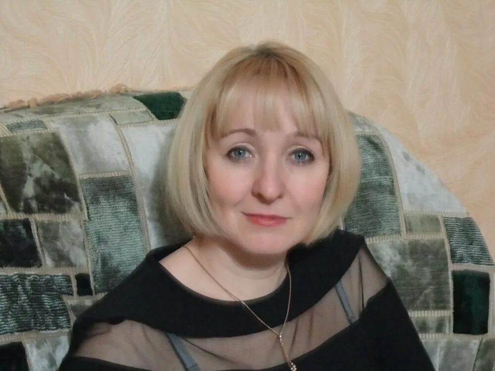 Девочки клинцов. Светлана клинцы. женщины клинцы. девушки клинцы брянская область. женщины из клинцов.