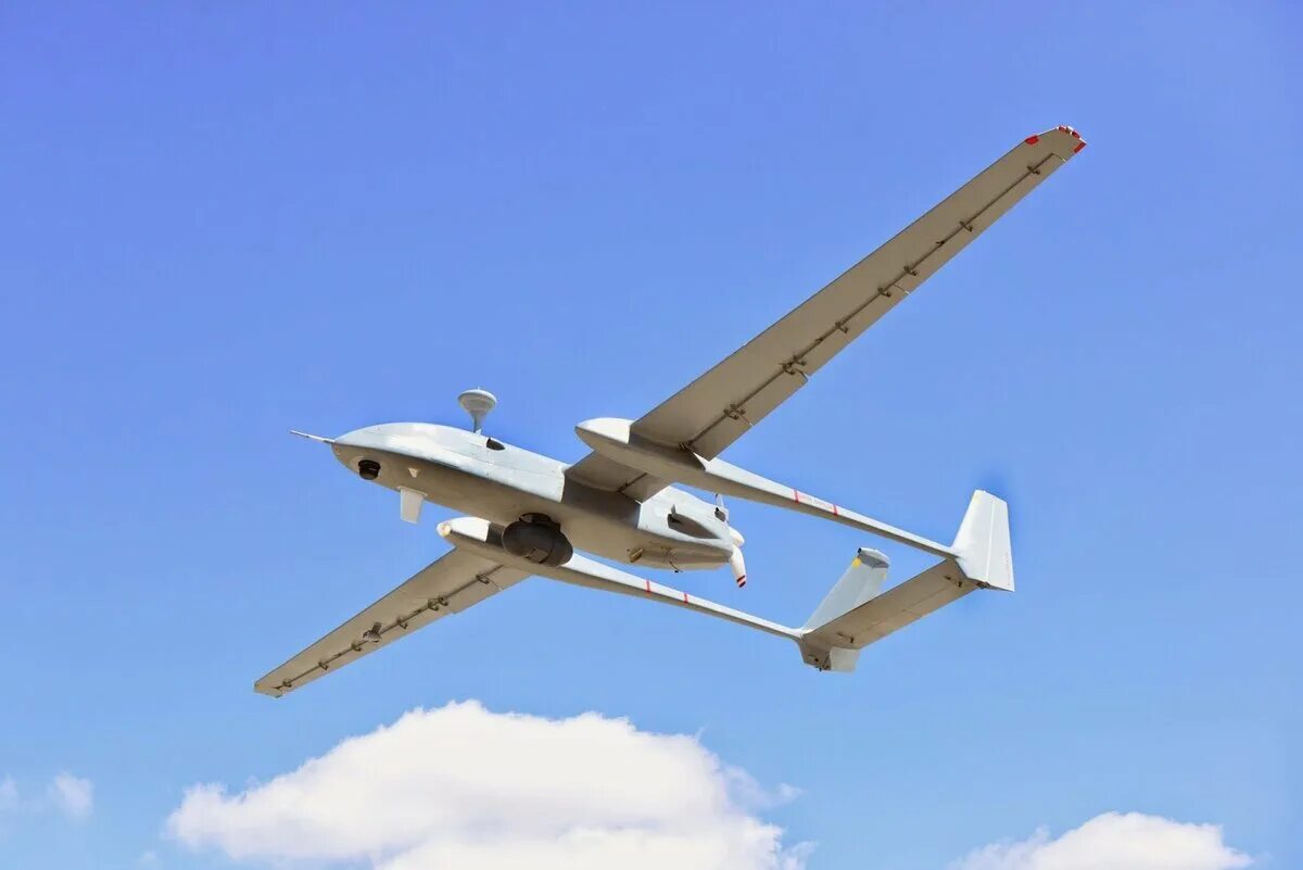 Пилотник. Бпла байрактар. фюзеляжный бпла. rq-7a shadow 200. беспилотник бпла.