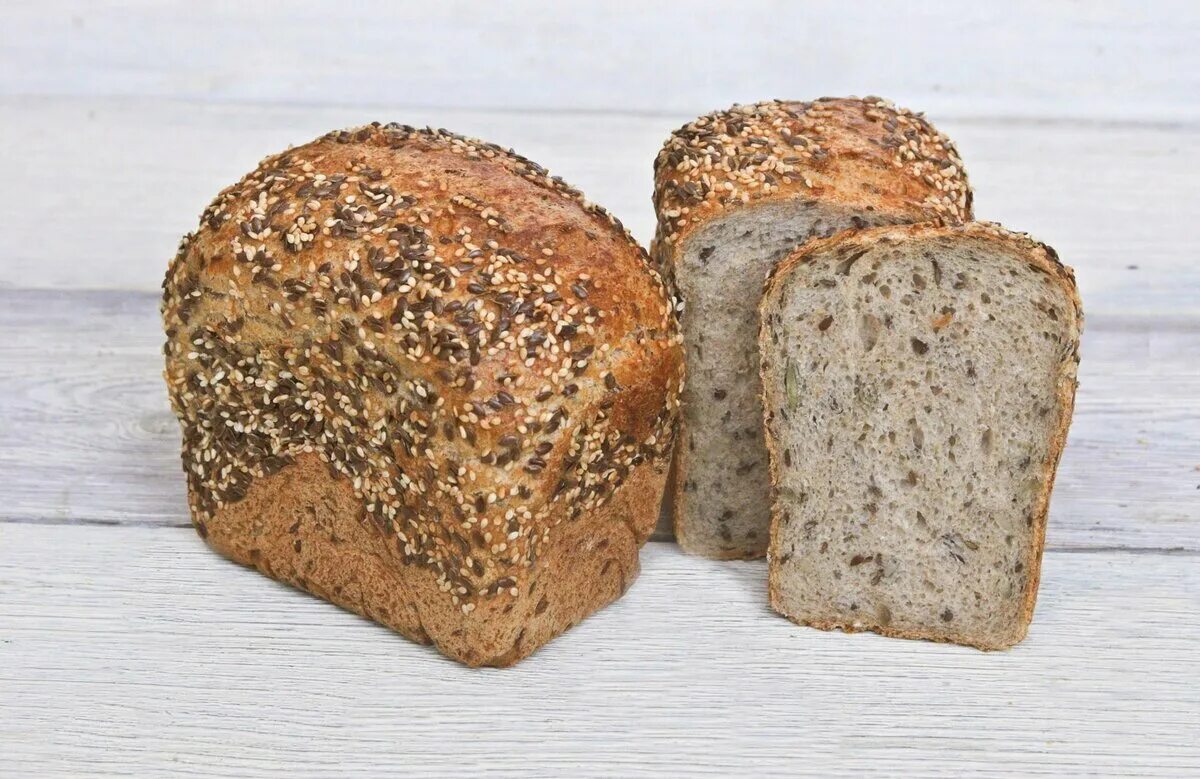 Хлеб пшеничный многозерновой. Цельнозерновой хлеб 8 злаков. Хлеб зерновой с кальцием. Хлеб многозерновой ЭКОХЛЕБ. Ржаной хлеб смесь