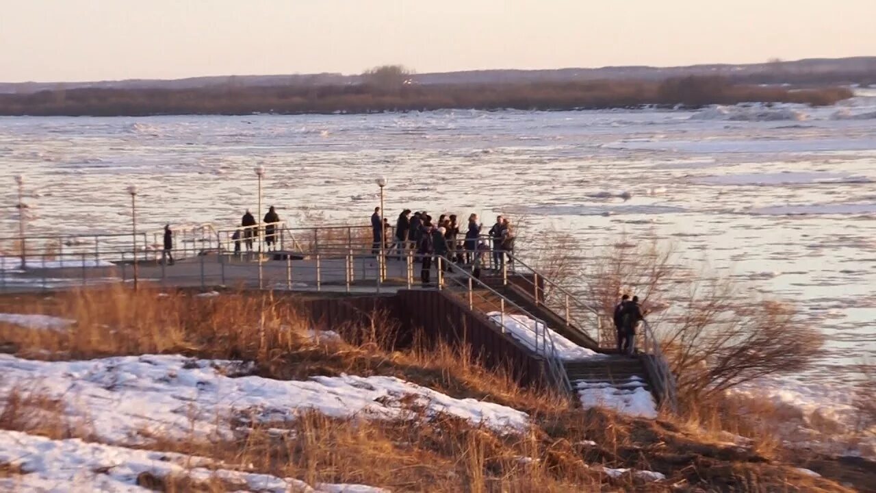 Уровень воды в северной двине. Наводнения на Северной Двине. Котлас ледоход. Паводок Северной Двины Котлас. Котлас 2012 Северная Двина наводнение.