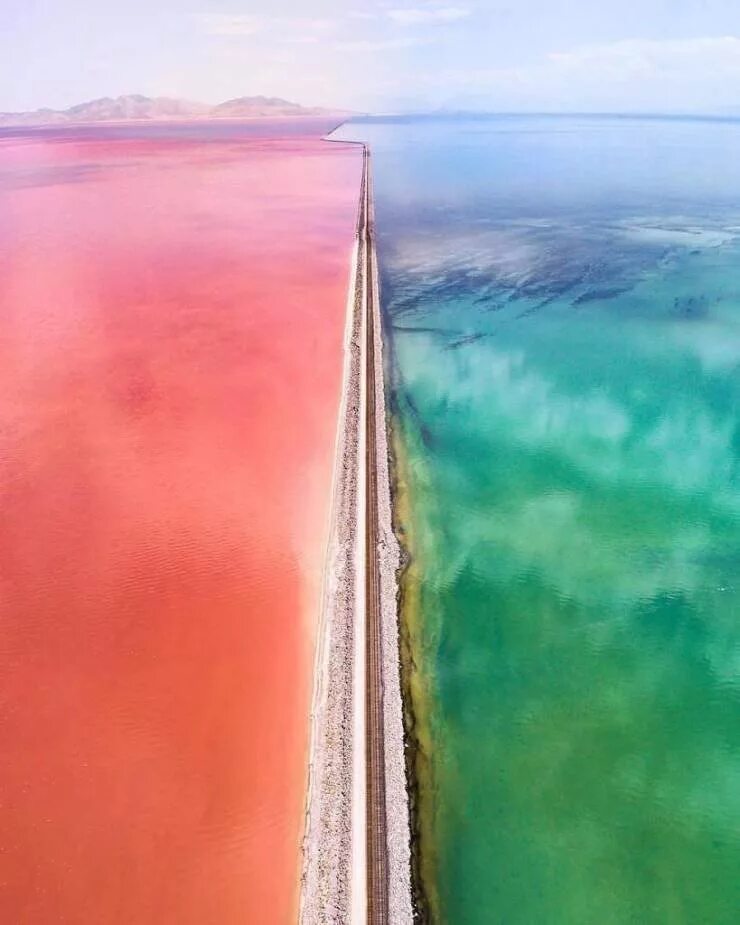 Море разного цвета