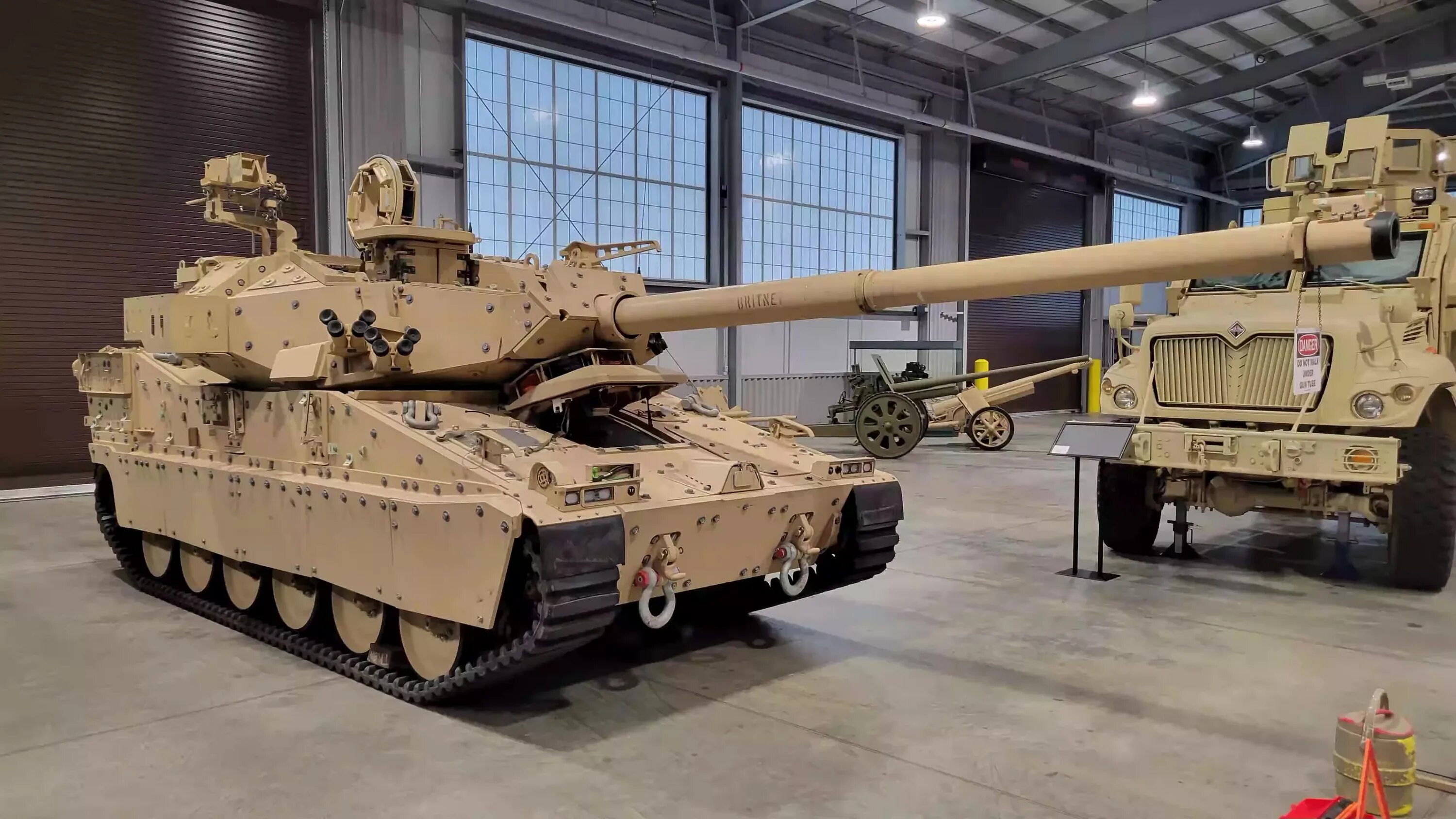Новый танк Griffin II. M8 Armored Gun System. Легкий танк m10 Booker. Танк m10 booker