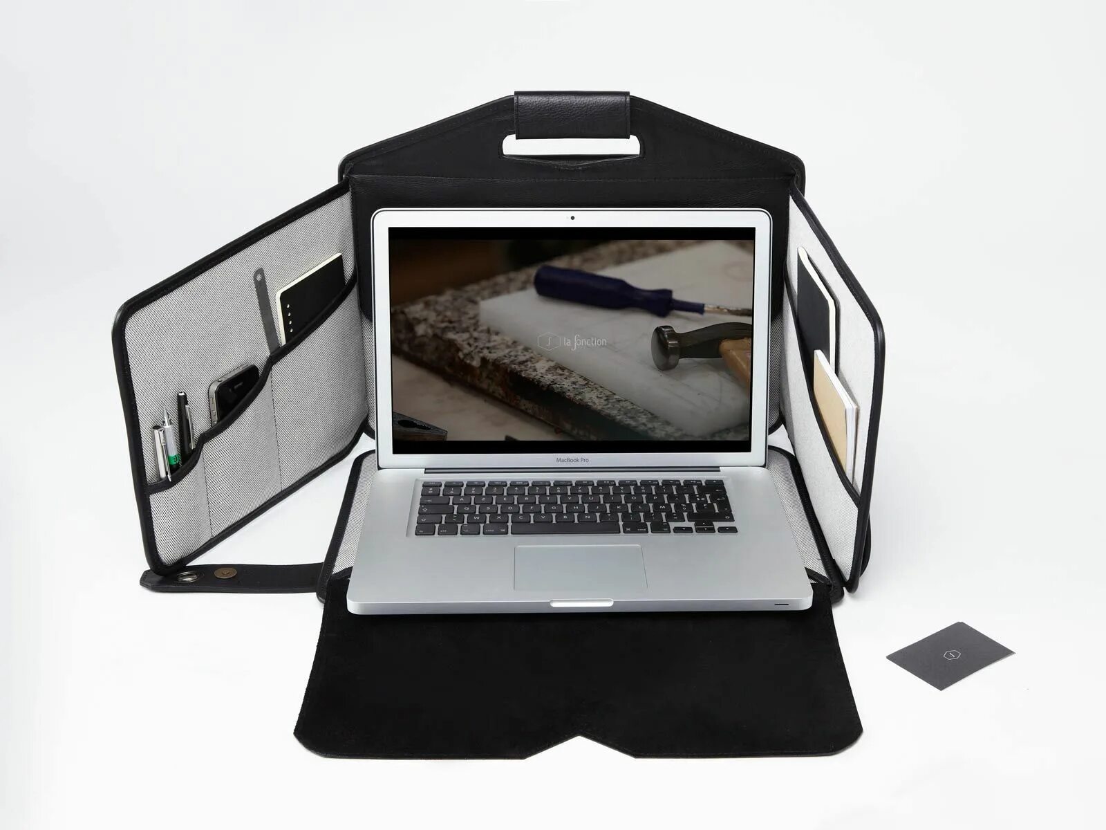 Office portable. Походный компьютер. гаджеты для мобильного офиса. the world&#039;s first portable workstation. the world&#039;s first portable workstation купить.