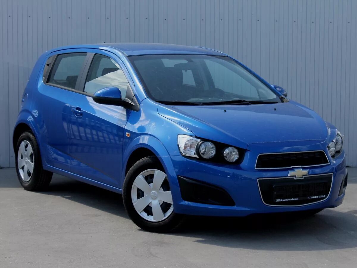 Chevrolet Aveo Hatchback 2012. Chevrolet Aveo II 2014. Chevrolet Aveo 2 хэтчбек. Авео т300 хэтчбек. Автомобиль шевроле хэтчбек