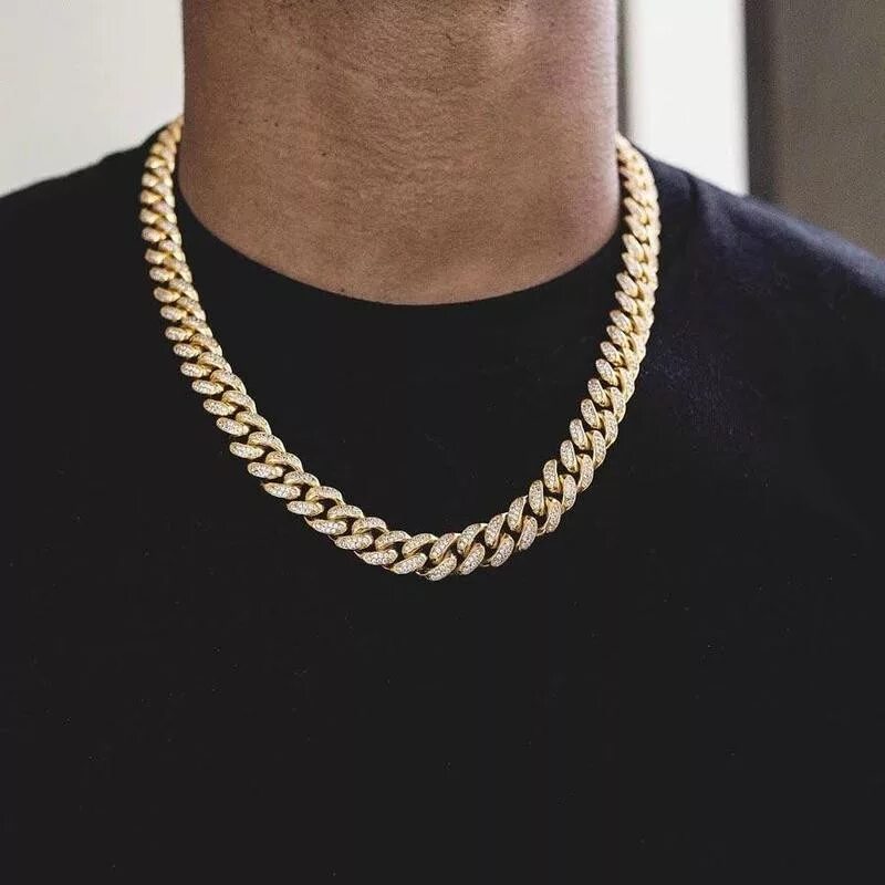 Золотая цепь Cuban link. Колье Cuban link Necklace-Gold. Мужские Цепочки на шею. Золотая цепь на шее.