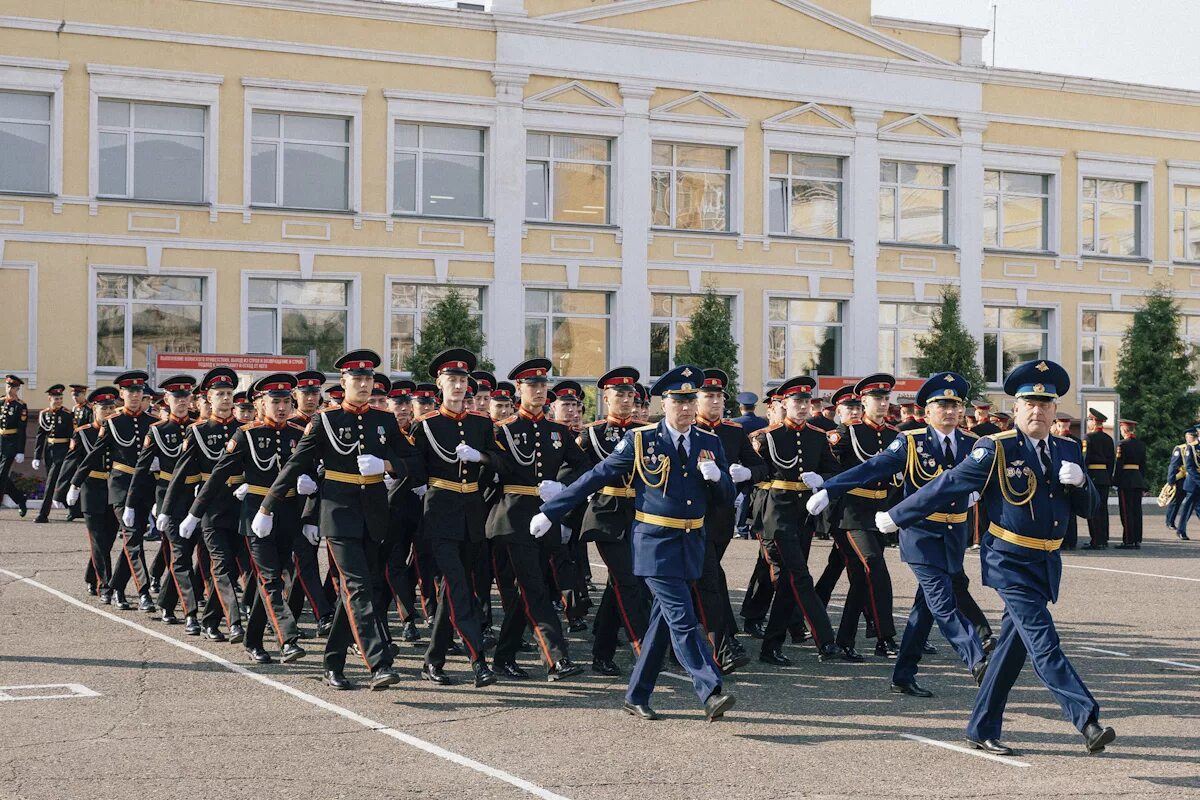 Омский кадетский военный корпус, Омск. Кадетский корпус Омск кадеты. Кадетский корпус Нахимовского училища в Севастополе. Омский кадетский военный корпус новый. Кадетские корпуса после 4 класса