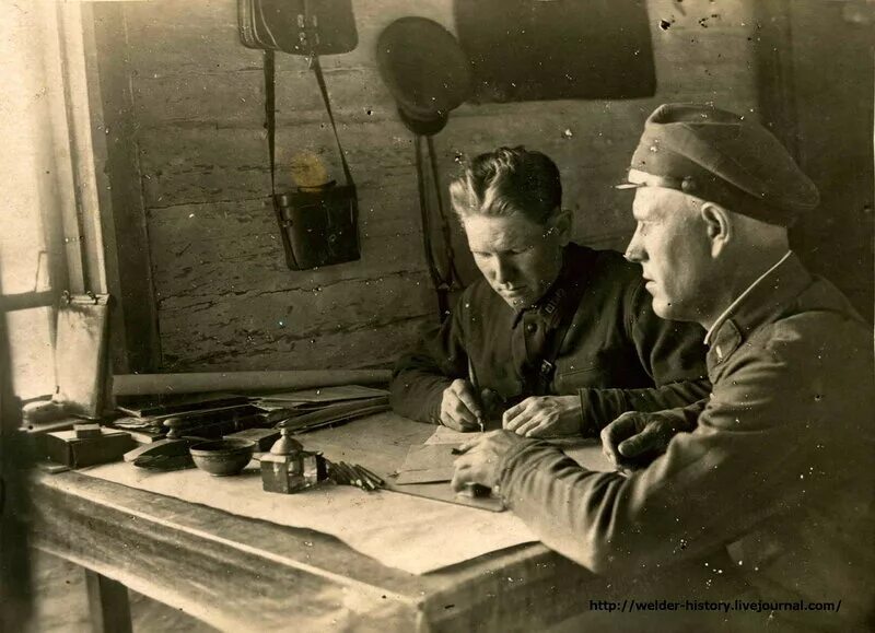 Жж истории. Масленка ркка. командирская сумка. недюхины в истории. фотографии ссср 1930-50 г.