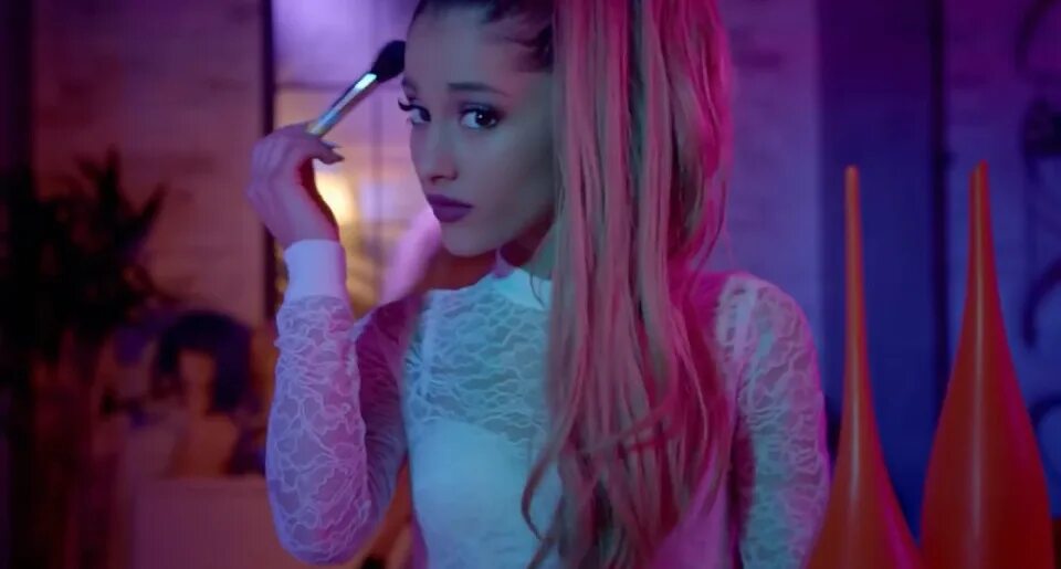 Ariana grande bang bang