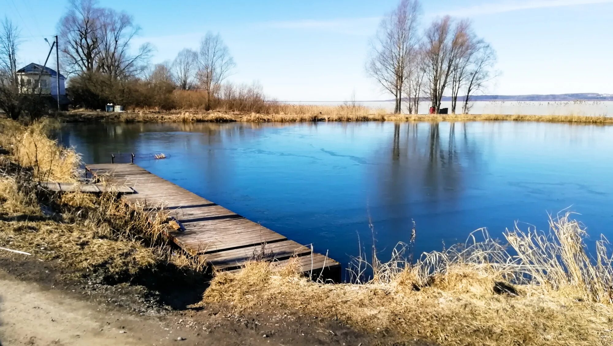 Пруд поселок развилка. Рыбалка на развилке. Пруд развилка. Пруд поселок развилка. Экологии посёлок развилка.