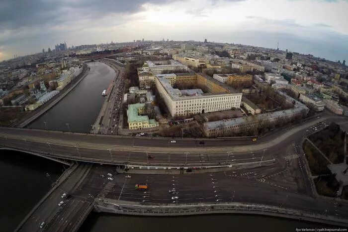 Академия им Дзержинского Москва. Академия РВСН Москва Китайгородский проезд. Здание Академии Петра Великого в Москве. Академия на Москворецкой набережной. 2 ка в москве