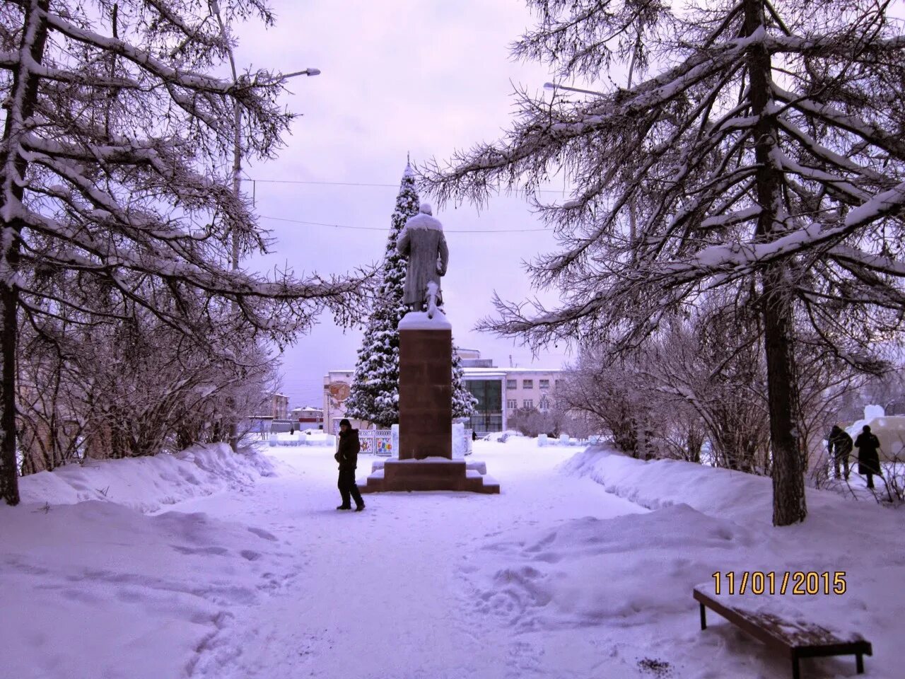 Вечерний город североуральск. Гора Кумба Североуральск. Город Североуральск Свердловской области. Североуральск горы. Североуральск достопримечательности.