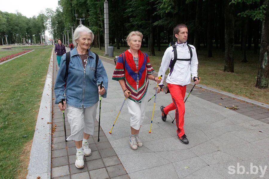 Активное долголетие. Пожилые активное долголетие. Активное долголетие пожилых граждан. Университет третьего возраста для пожилых людей. Долголетие рб