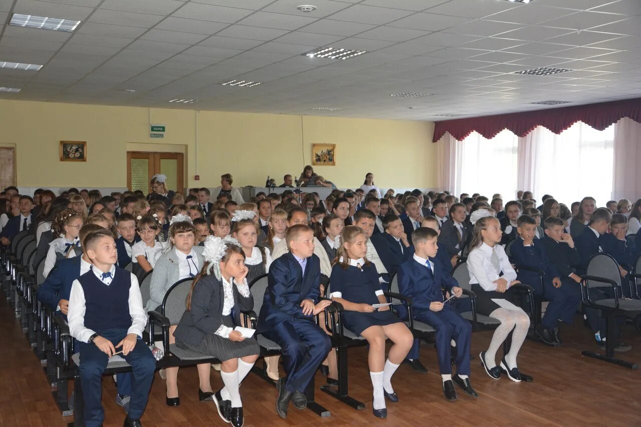 Гимназия 1 брянского района. Гимназия 6 брянск. Сайт гимназии 1 брянск. Гимназия 1 брянск официальный. Гимназия 1 брянского района 2013.